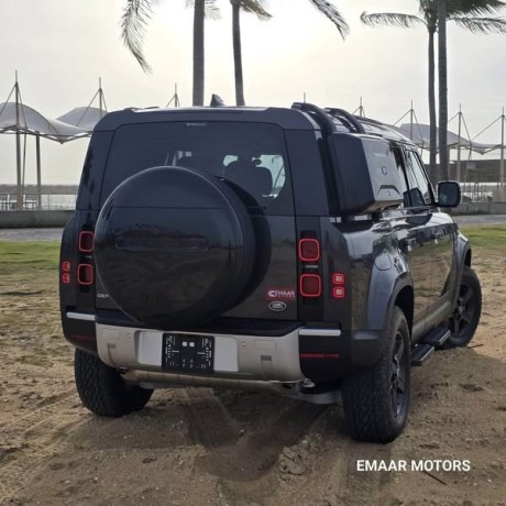 land-rover-defender-110-p300-big-2