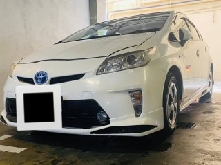 for-sale-toyoto-prius-s-led