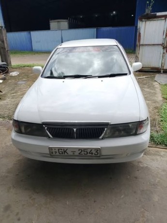 nissan-sunny-sb14-1997-big-1
