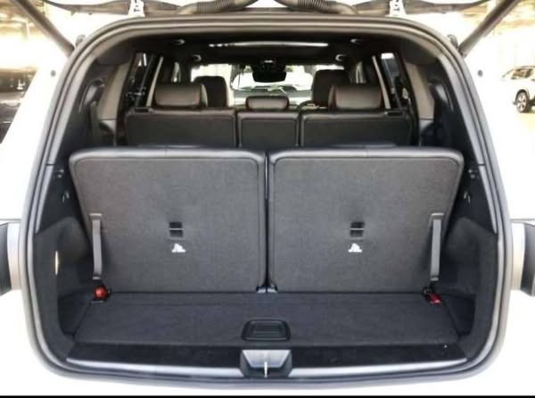 mercedes-benz-glb-180-premium-plus-big-4