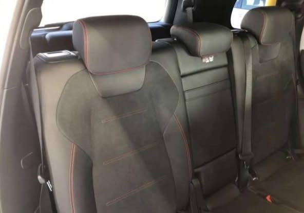 mercedes-benz-glb-180-premium-plus-big-3