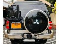 mitsubishi-montero-small-4