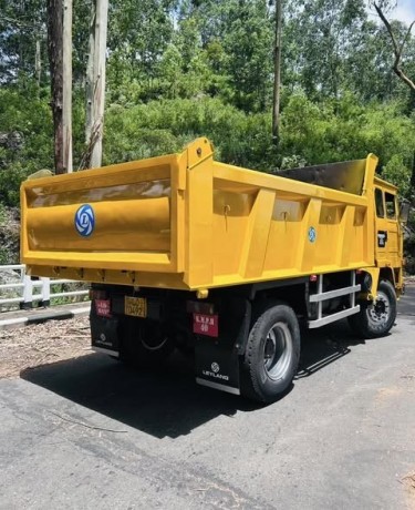 ashok-leyland-tipper-2018-big-1