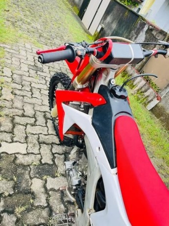 honda-crf-250-big-4