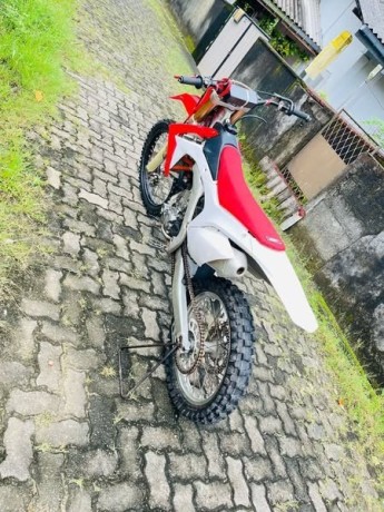 honda-crf-250-big-3