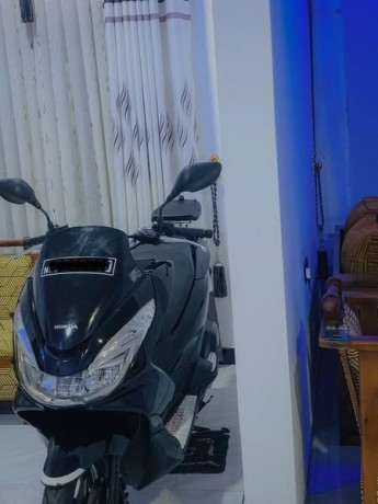honda-pcx-2017-unregistered-big-0