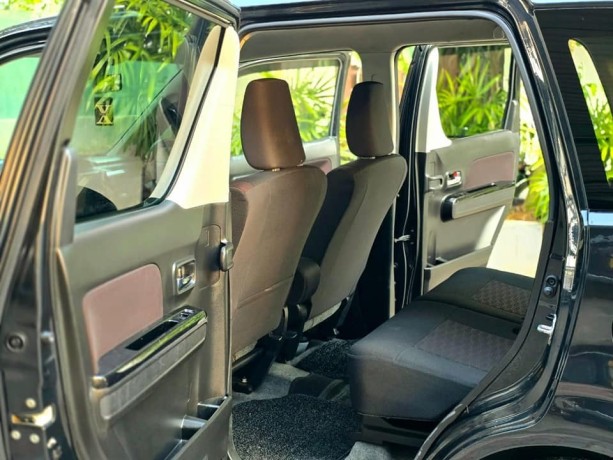 suzuki-wagonr-stingray-big-8