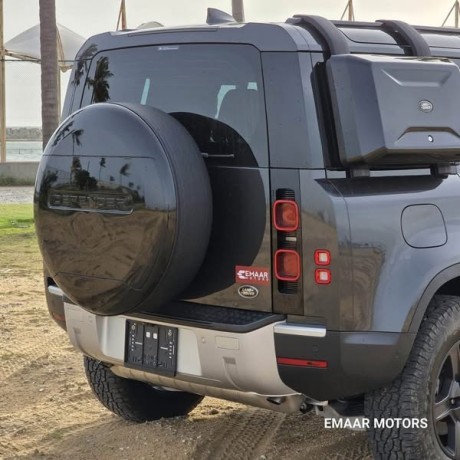land-rover-defender-110-p300-big-3