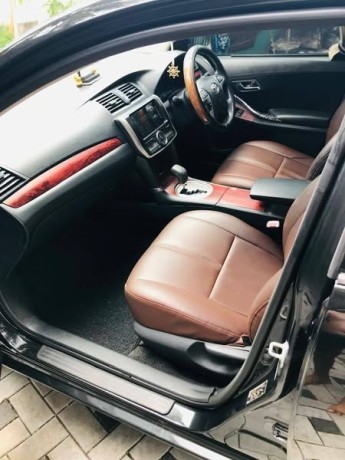 toyota-premio-g-superior-big-4