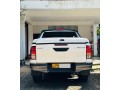 toyota-hilux-2016-small-3
