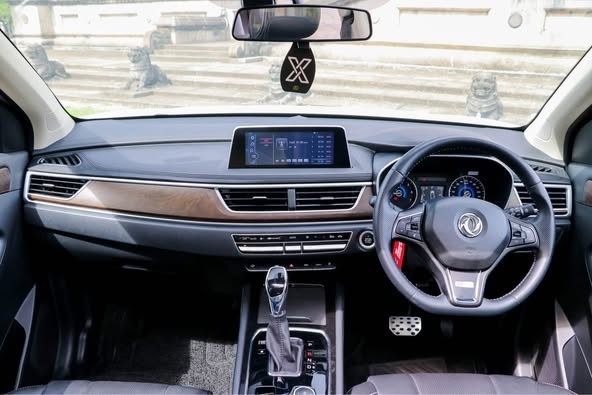 dfsk-glory-i-auto-2024-premium-7-seater-suv-big-2