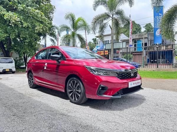 brand-new-honda-city-2025-big-0