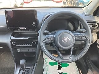 toyota-yaris-big-3