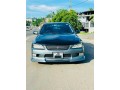 toyota-altezza-gxe10-2000-small-0
