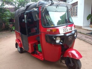 bajaj-threeweel