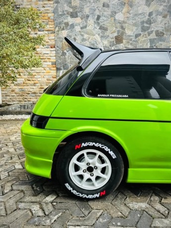 toyota-corolla-2-big-2