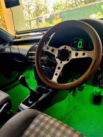 toyota-corolla-2-big-5