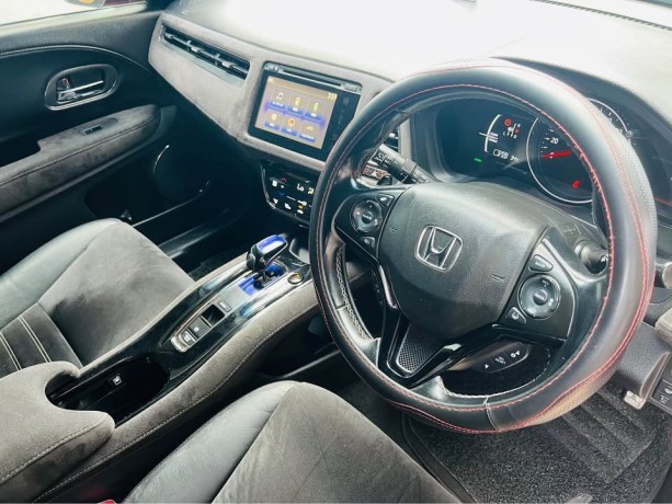 honda-vezel-rs-sensing-big-4