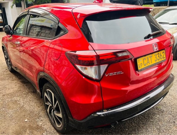 honda-vezel-rs-sensing-big-3