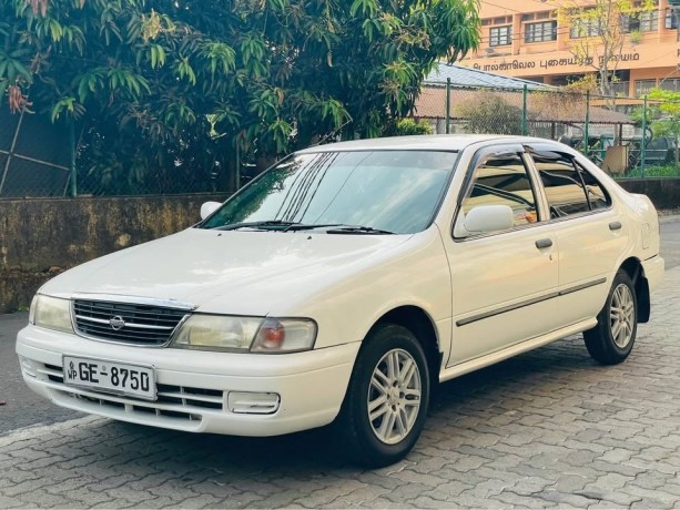 nissan-sunny-fb-14-big-0