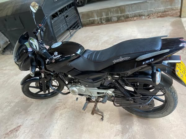 pulsar-150-big-4