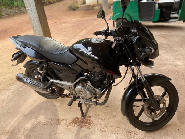 pulsar-150-big-3