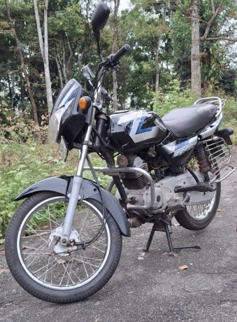 bajaj-ct-100-big-5