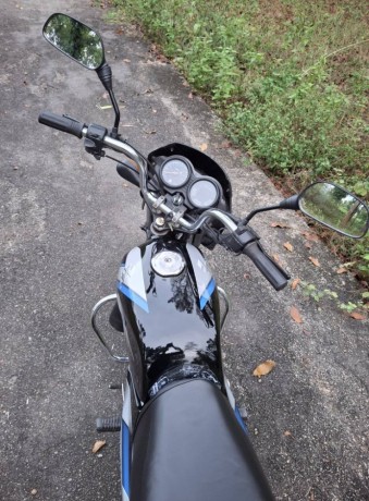 bajaj-ct-100-big-6