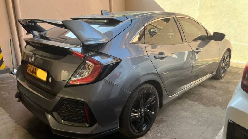 2018-honda-civic-ex-big-2