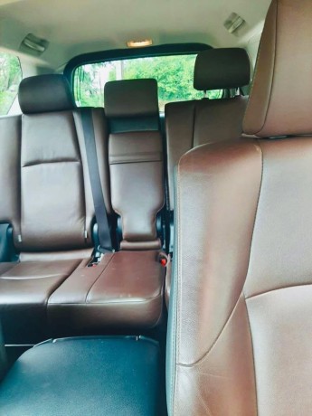 toyota-land-cruiser-prado-2017-g-frontier-big-0