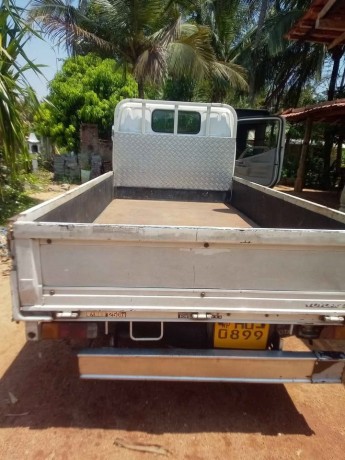 toyota-dayana-jeslo-big-1