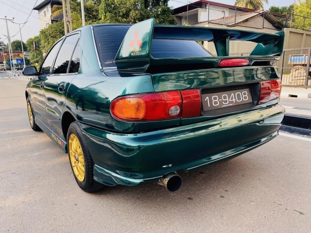 mitsubishi-lancer-cb2-big-7