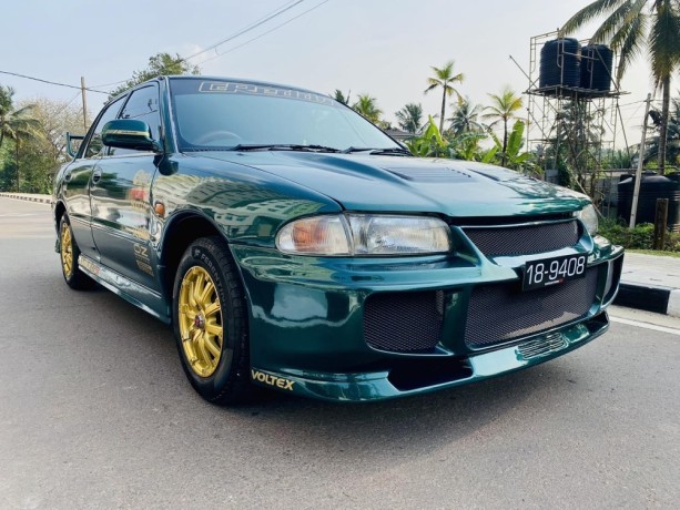 mitsubishi-lancer-cb2-big-9
