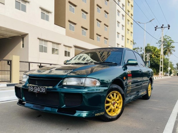 mitsubishi-lancer-cb2-big-3