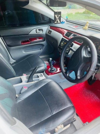mitsubishi-lancer-cs1-big-2