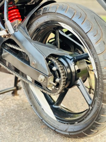 yamaha-fz-v2-2019-big-7