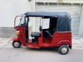bajaj-4-stroke-three-wheel-small-3