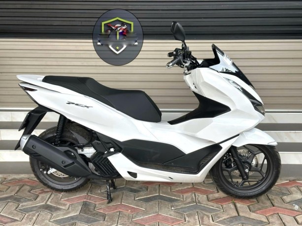 honda-pcx-125-big-2