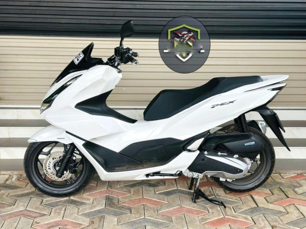 honda-pcx-125-big-3