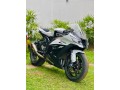kawasaki-zx10r-2015-small-6