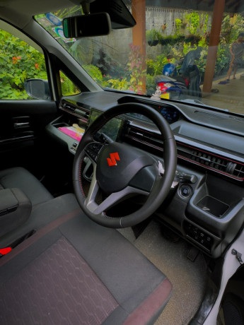 suzuki-wagon-r-stingry-2018-big-3