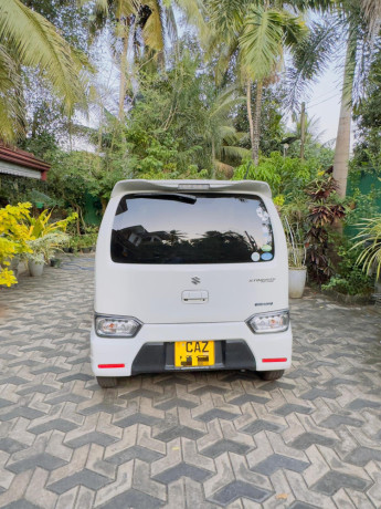 suzuki-wagon-r-stingry-2018-big-1