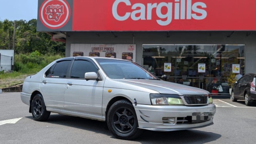nissan-bluebird-big-4