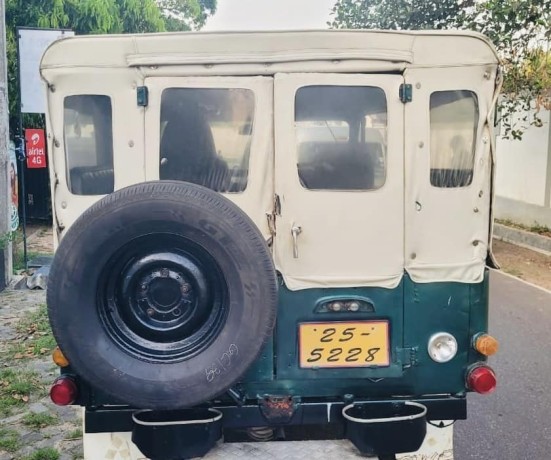 mitsubishi-4dr5-big-6