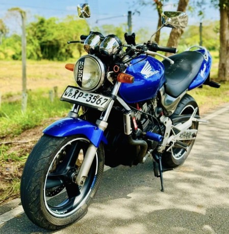 honda-hornet-ch125-2012-big-0