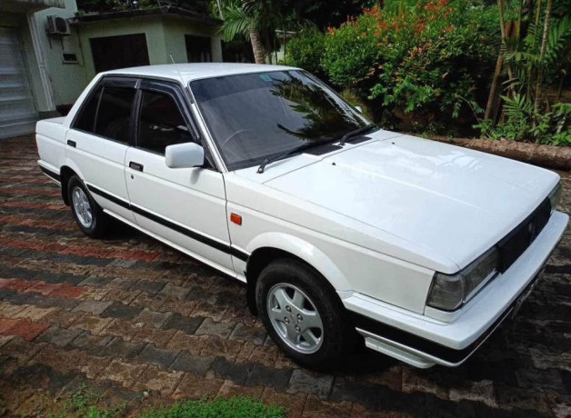 nissan-sunny-hb-12-big-1