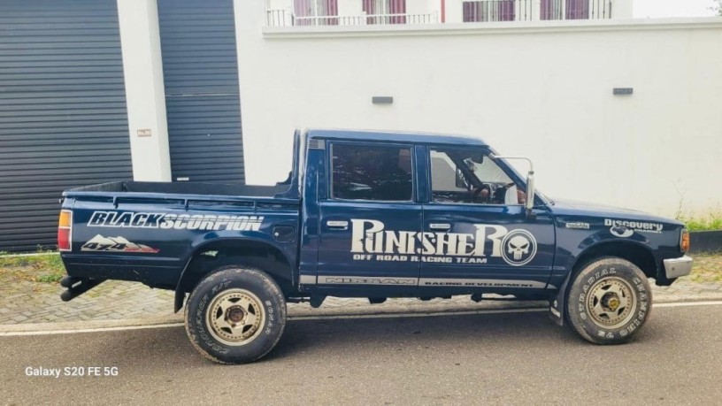 nissan-4wd-double-cab-big-3