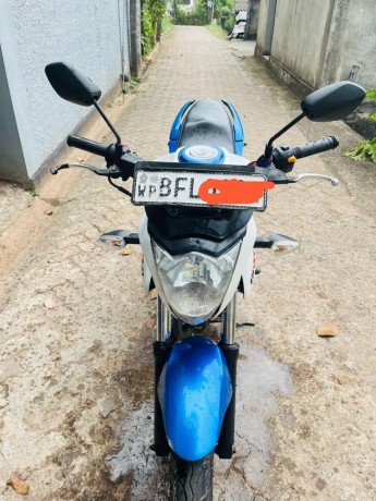 suzuki-gixxer-150-big-6
