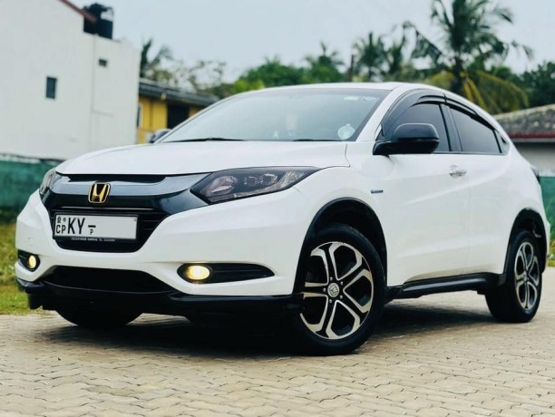 honda-vezel-2014-big-2