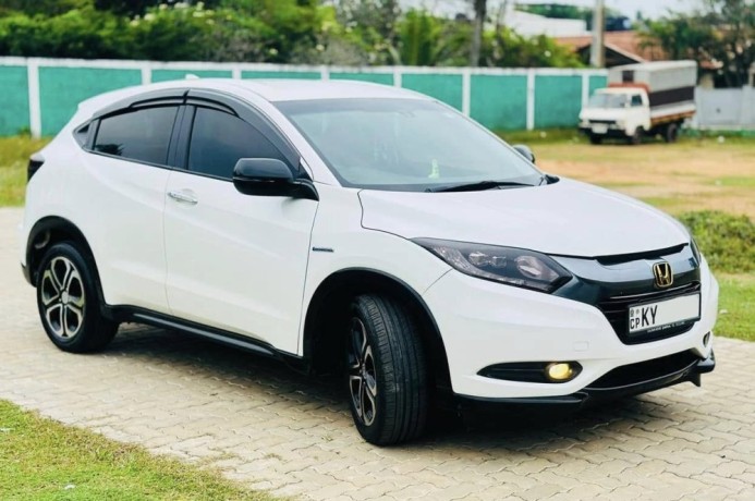 honda-vezel-2014-big-6
